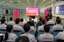 奏響青春之歌，感受奮斗力量！“青春思享嘉”黨的二十大精神宣講走進(jìn)“未來工廠”