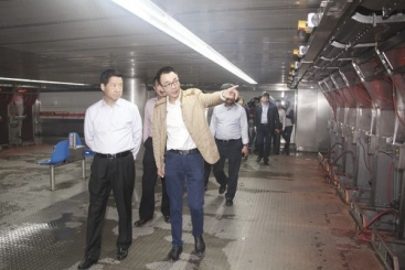 江西省人大常委會副主任鄭為文率調研組視察九江二期生產線